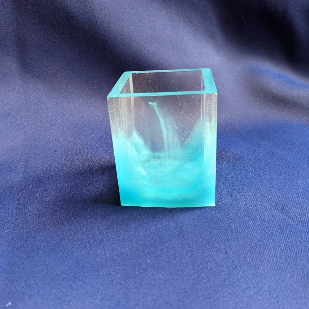Teal and Clear Resin Make-up Brush Holder